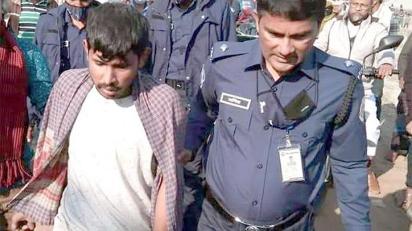 কলাপাড়ায় মধ্যযুগীয় নির্যাতনের ভিডিও ভাইরাল হওয়া সেই যুবক