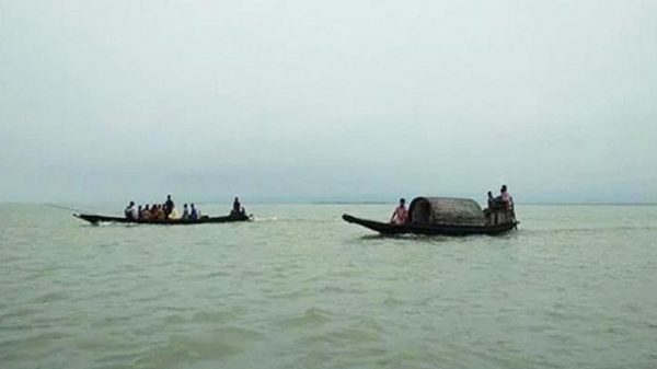 সুগন্ধা নদীতে নৌকা ডুবে
