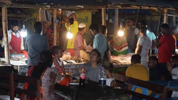 দক্ষিণাঞ্চলে পর্যটন কেন্দ্র ঘিরে বাড়ছে সামুদ্রিক মাছের চাহিদা