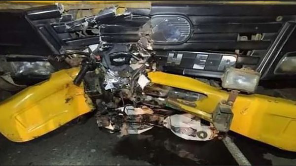 বরিশাল থেকে যশোর যাওয়ার পথে খুলনায় প্রাণ গেল দুই যুবকের