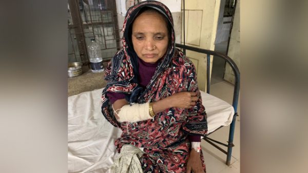 ঝালকাঠিতে জমির বিরোধে নারীকে