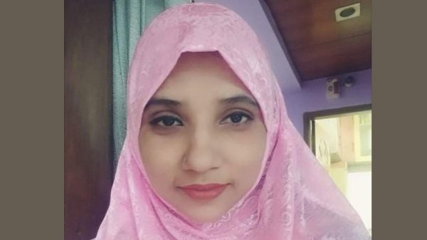 বিরল গ্রুপের রক্তের জন্য কুমকুম খানই ভরসা