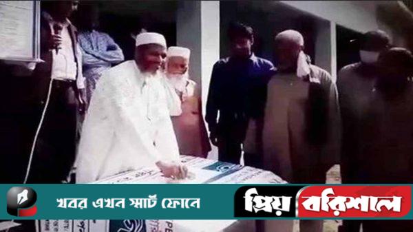 বঙ্গবন্ধুর জন্মবার্ষিকীতে কেকের বদলে পাউরুটি, আটক ২
